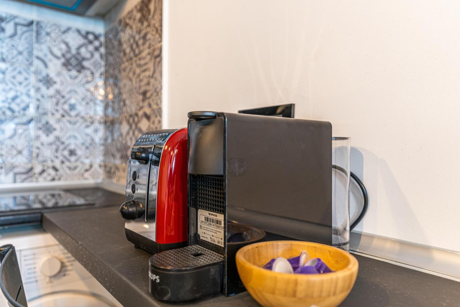 Vr Estudios Apartments Madrid Luaran gambar