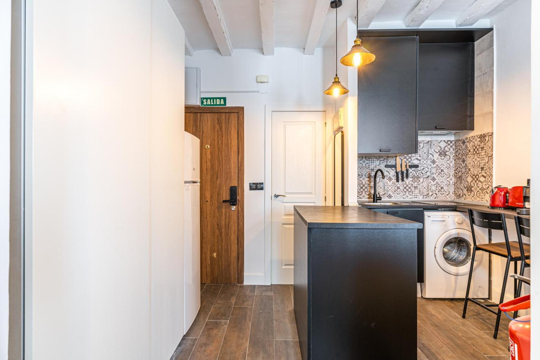 Vr Estudios Apartments Madrid Luaran gambar
