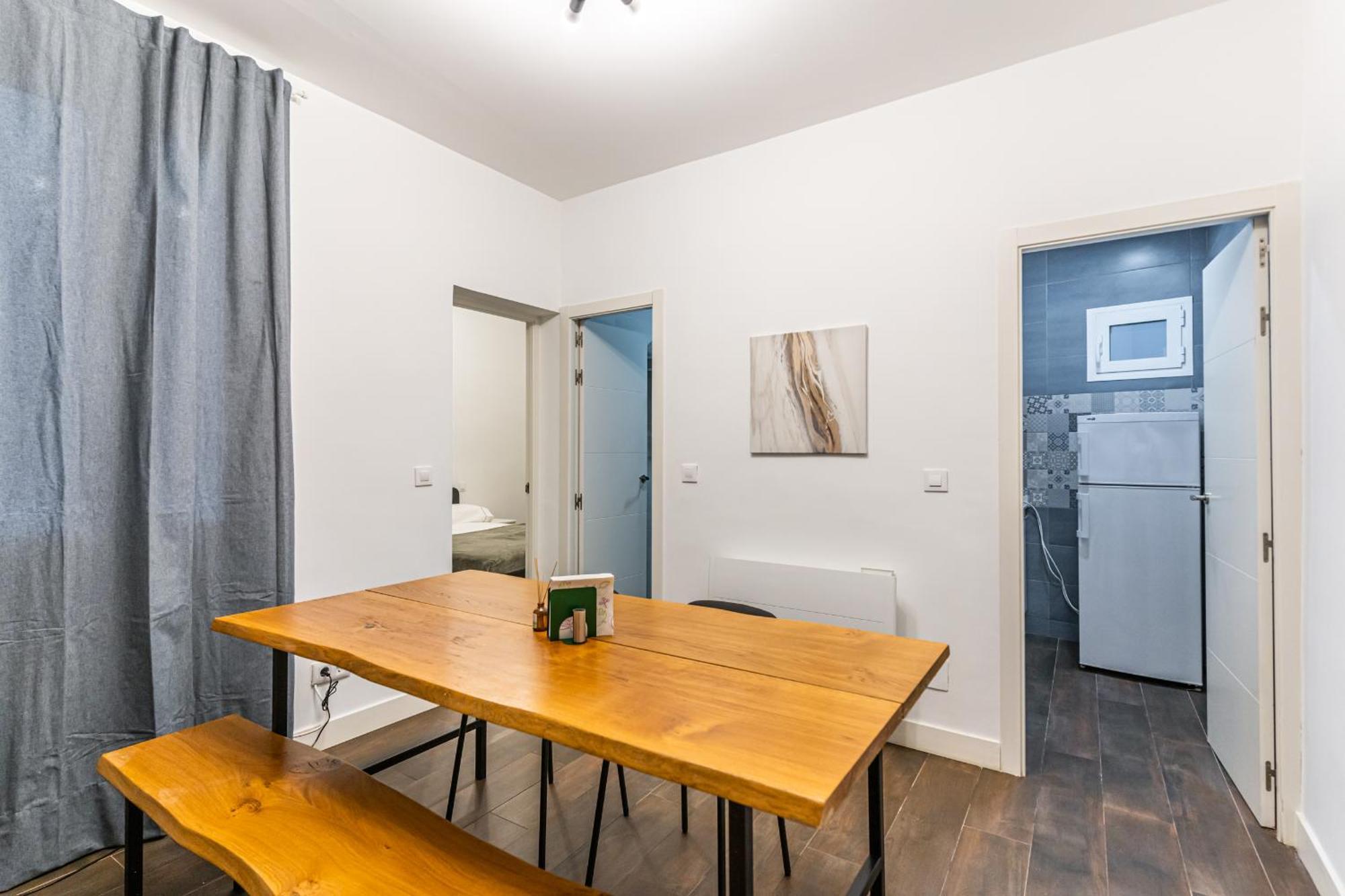 Vr Estudios Apartments Madrid Luaran gambar