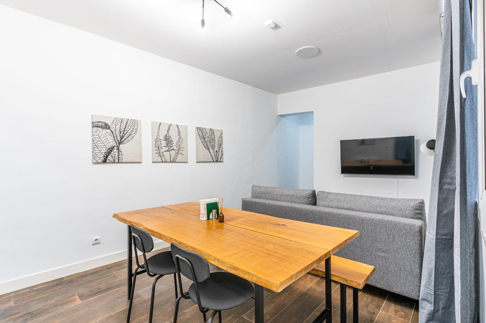 Vr Estudios Apartments Madrid Luaran gambar