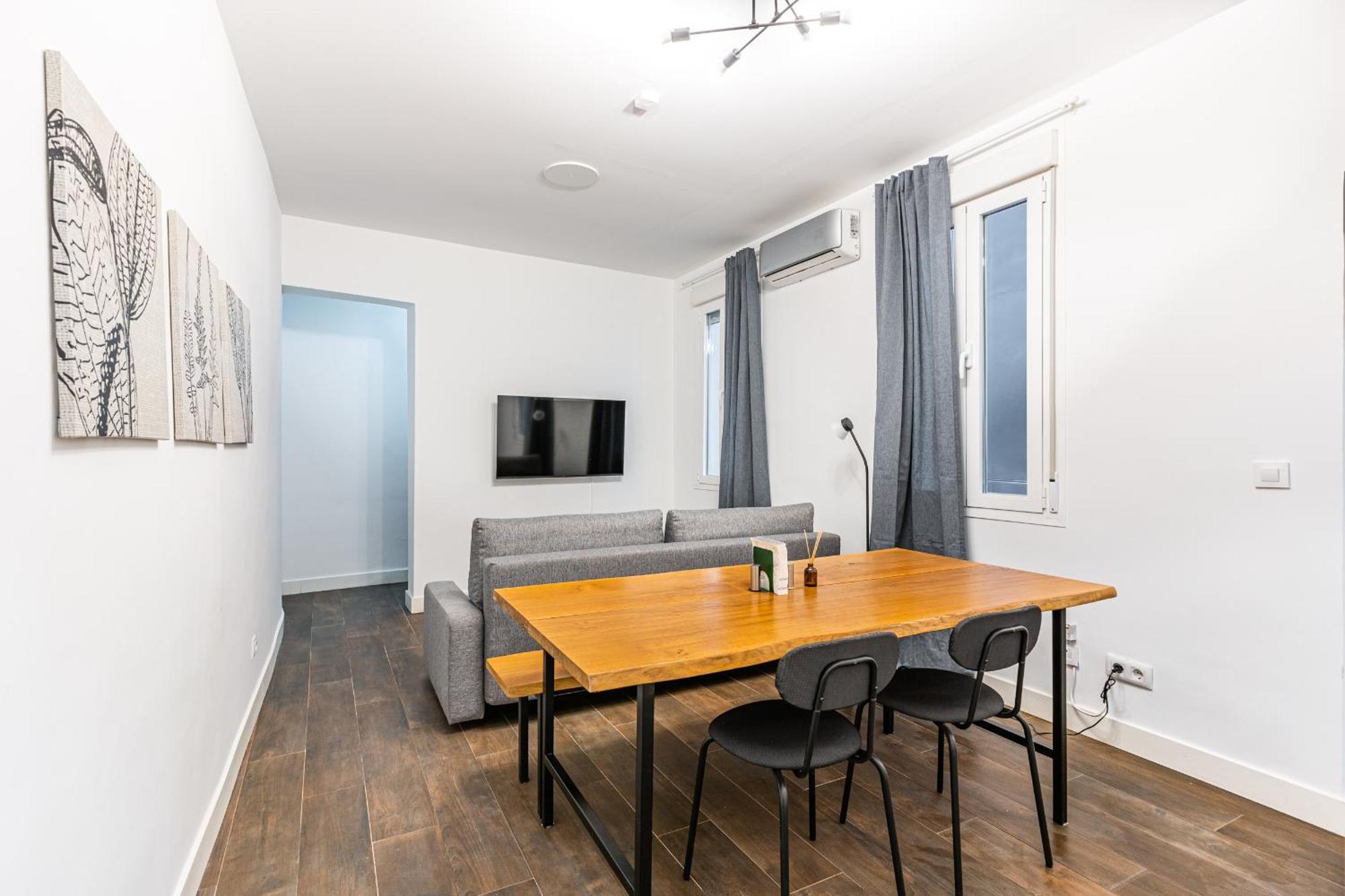 Vr Estudios Apartments Madrid Luaran gambar