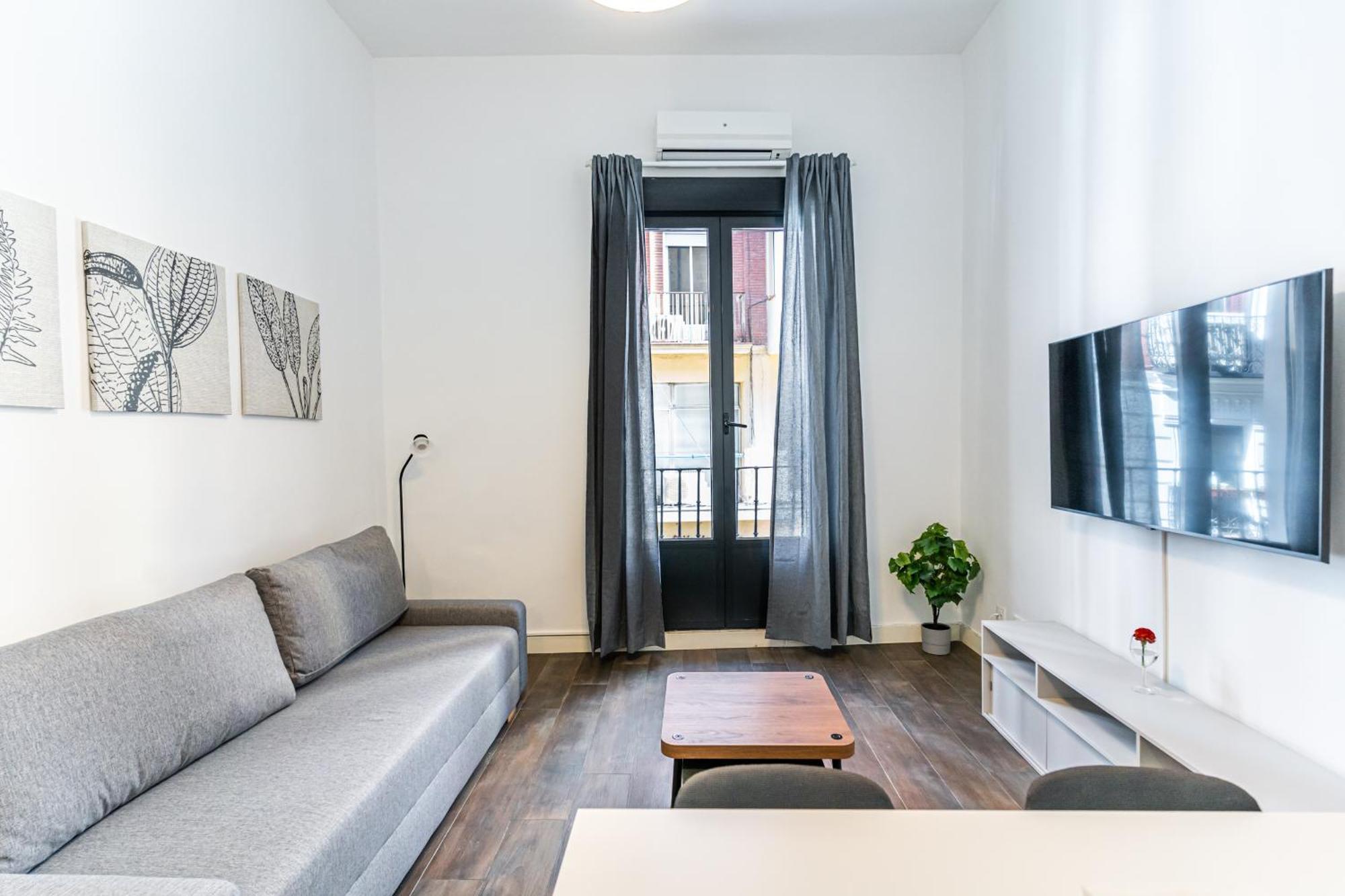 Vr Estudios Apartments Madrid Luaran gambar