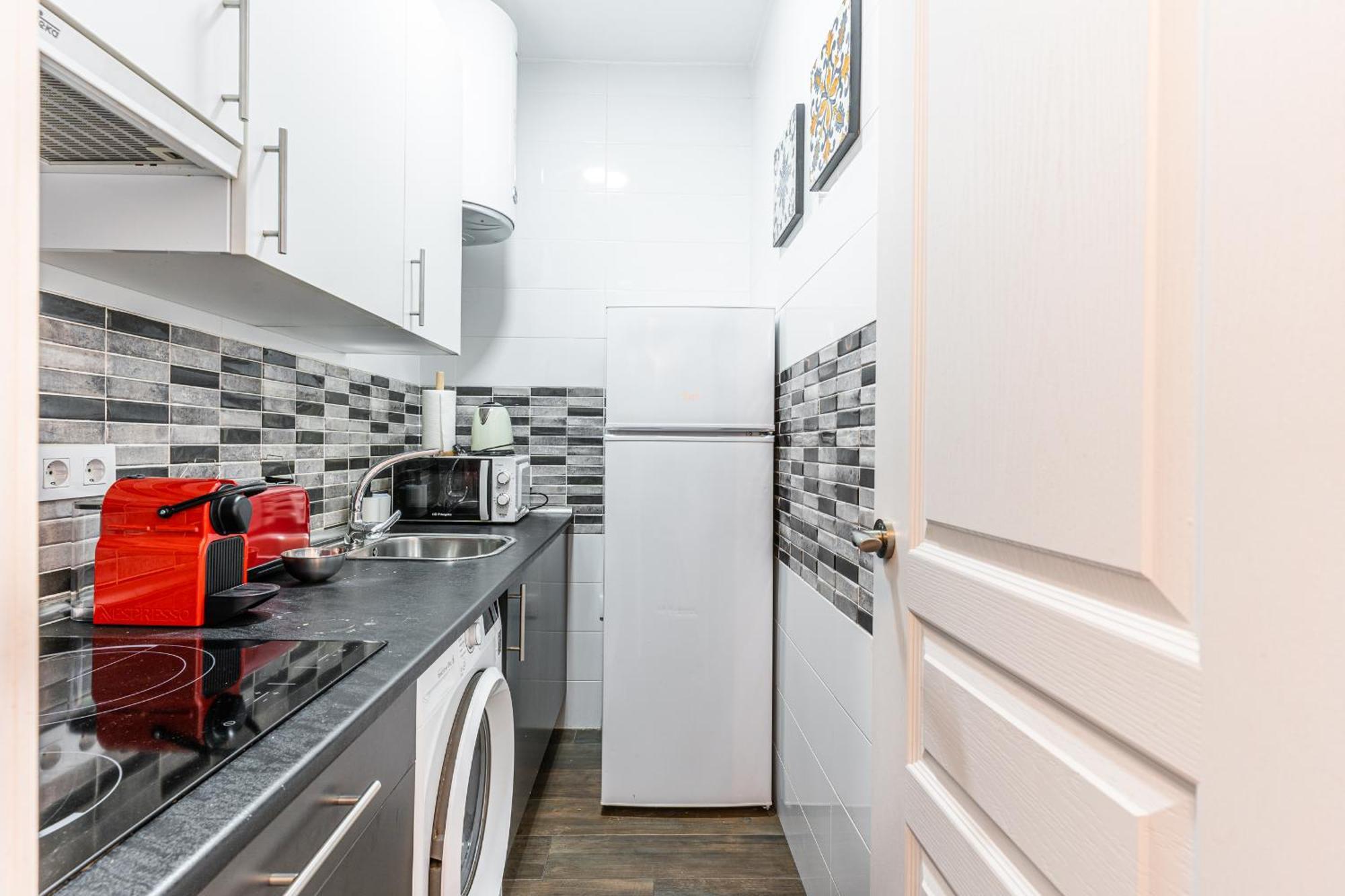 Vr Estudios Apartments Madrid Luaran gambar