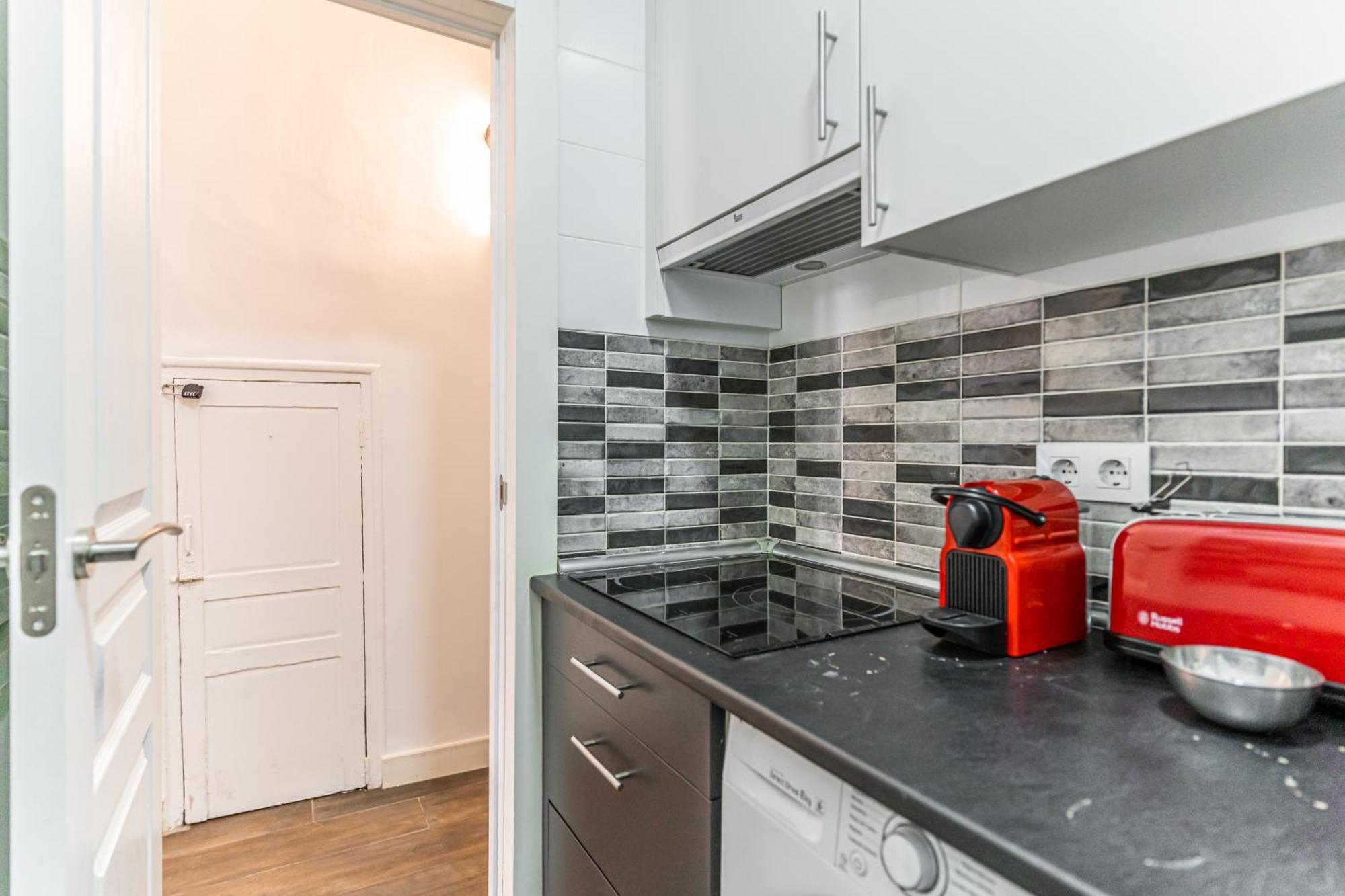 Vr Estudios Apartments Madrid Luaran gambar